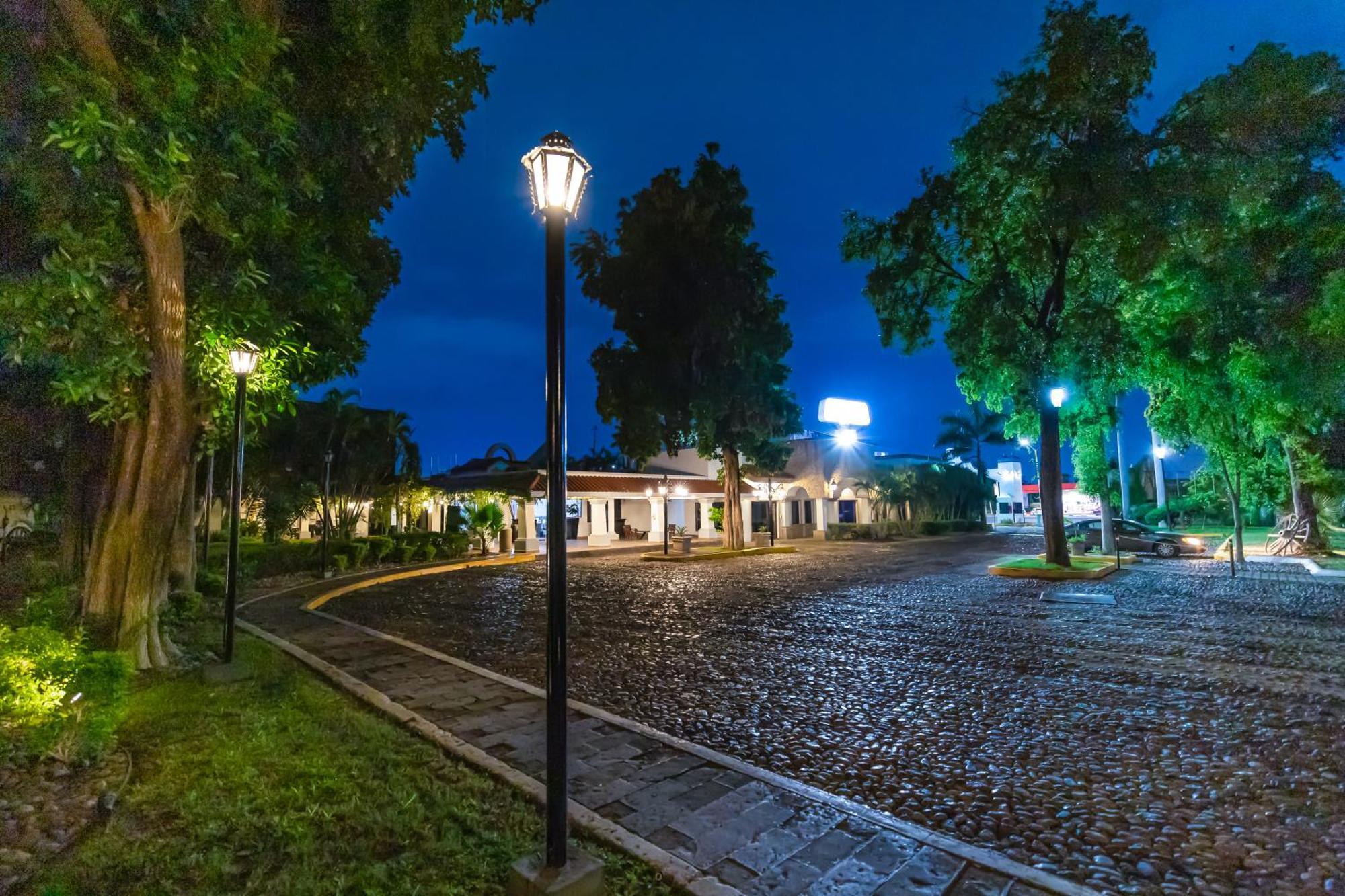Inhouse Select Hacienda Tres Rios Hotel Culiacán Eksteriør billede