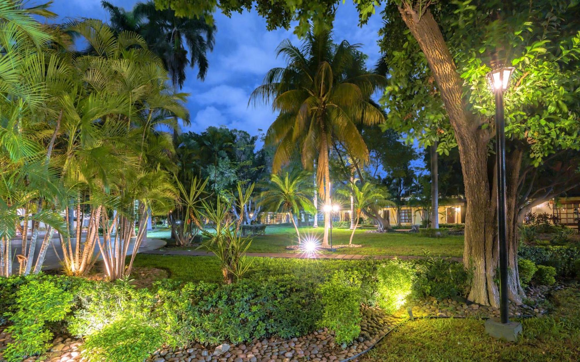 Inhouse Select Hacienda Tres Rios Hotel Culiacán Eksteriør billede