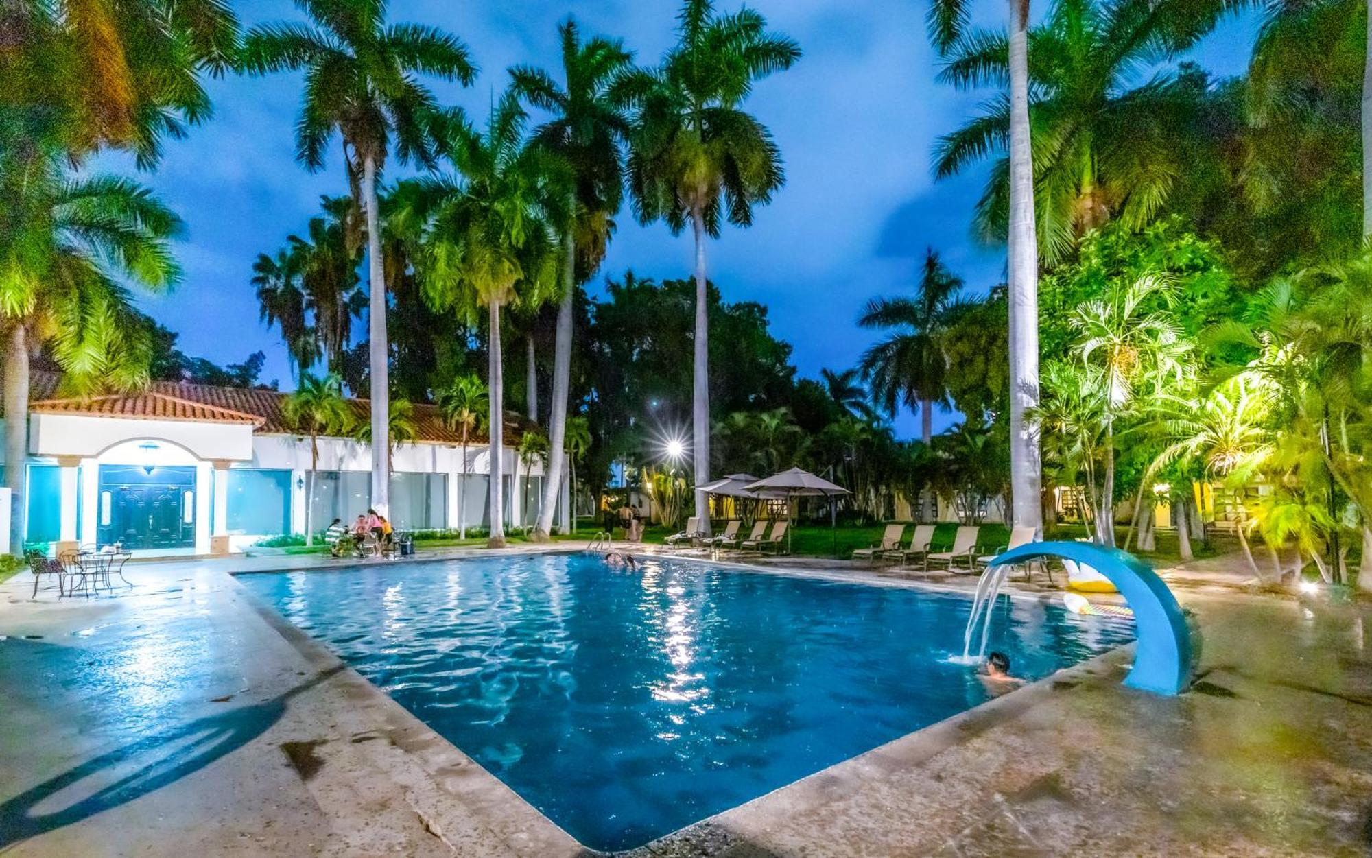 Inhouse Select Hacienda Tres Rios Hotel Culiacán Eksteriør billede